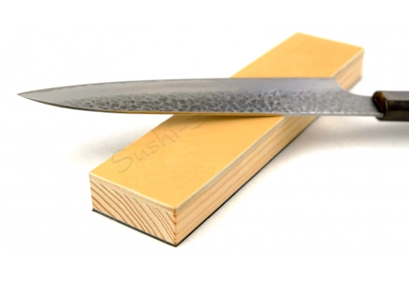 Ostrzałka skórzana do polerowania ostrza