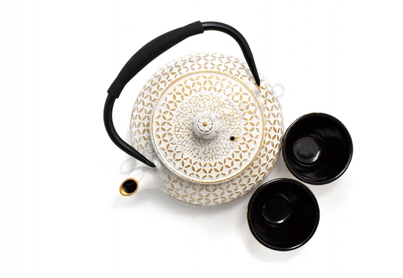 Komplet żeliwny do herbaty Kishii Gold 600 ml z czarkami